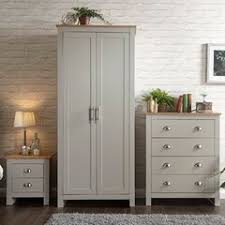 Oak bedroom furniture brings a relaxed warmth to the bedroom with its natural beauty. Oak Bedroom Furniture Sets Wayfair Co Uk