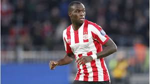 Latest on vitesse midfielder oussama tannane including news, stats, videos, highlights and more on espn. Psv Gibt Bruma Nach Einem Jahr Wieder Ab Ex Leipziger Wechselt Zu Olympiakos Transfermarkt