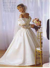 Very Similar To My Wedding Dress Mine Was Not Off The Shoulder Nor Did It Have The Roses Or The Lace Retro Wedding Dresses 1980s Wedding Dress Wedding Dresses