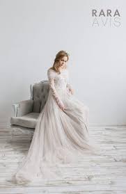 Dreamy Romantic Rara Avis Wedding Bloom Collection Be Modish Wedding Dresses Wedding Dresses Unique Romantic Wedding Gown