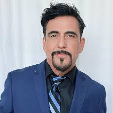 Micah Floyd's Instagram, Twitter & Facebook