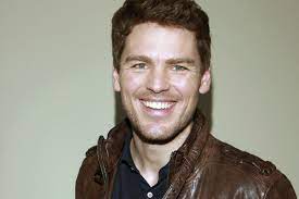 Rote rosen schauspieler tot 18 jahre funkstille zwischen maike bollow und ihrer mutter. Rote Rosen Constantin Lucke Alias Patrick Mielitzer Im Abschieds Interview Gala De