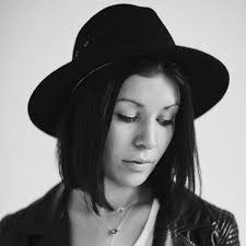 Shannon Busch's Instagram, Twitter & Facebook