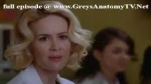 Grey's anatomy has aired more than 300 episodes over the course of 15 seasons, which means there are a ton of opportunities for guest stars. Grey S Anatomy Fans Are Annoyed With The Ellis Flashbacks Featuring Sarah Paulson