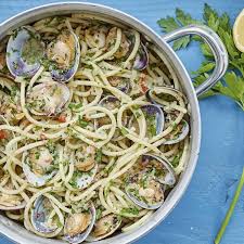Mary Berry Seafood Spaghetti Alle Vongole Recipe Quick Cooking Berries Recipes Recipes Mary Berry