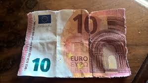 Den neuen 10 euro schein ! 10 Euro Schein In Waschmaschine Kaputt Gegangen Bank Geldschein