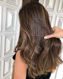 10 Biggest Spring Summer 2020 Hair Color Trends You Ll See Everywhere Ecemella Light Hair Brown Hair Balayage Hair Inspiration Color