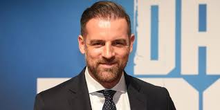 Das hat eine sprecherin des düsseldorfer amtsgerichts am donnerstag bestätigt. Kinderpornographische Schriften Ex Fussball Nationalspieler Christoph Metzelder Muss Vor Gericht Mopo De