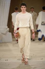 Dolce Gabbana Alta Moda Sartoria Fall Winter 2019 20 Look 7 High Fashion Street Style Mens Pants Fashion Greek Fashion