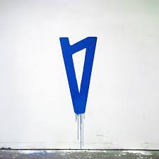 Lauv S I Met You When I Was 18 Is Not An Album It S A Masterpiece In 2020 Cool Album Covers Album Covers Album Cover Art
