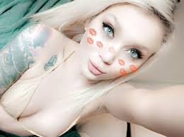 Porn Star Dakota Skye, Who Was Ripped For Posing Nude At George Floyd  Mural, Found Dead