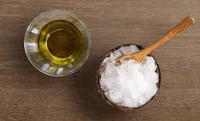 Top 5 things to consider when buying oils for hair growth. Oils And Curly Hair Benefits Types And Ways To Apply Curlsandbeautydiary