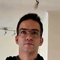 Elvis Mota's Instagram, Twitter & Facebook