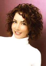 Best Curly Haircuts For Heart Shaped Faces Google Search Short Curly Hairstyles For Women Curly Hair Styles Naturally Medium Length Curly Hair
