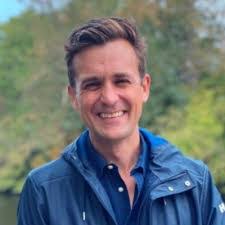 Brent Reader's Instagram, Twitter & Facebook