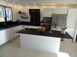 Check spelling or type a new query. Cuisine Sans Poignee En Verre Blanc Brillant Avec Ilot Central Moderne Cuisine Marseille Par Cuisine Connexion Houzz