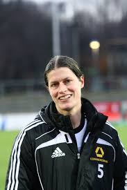 Dfb pokal der frauen 20180519.jpg. Kerstin Garefrekes Wikipedia