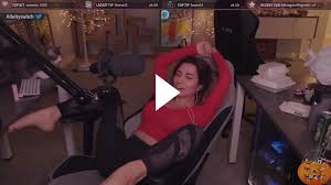 Pin By Fiddlewiddlediddle On Ahhhh In 2020 Twitch Clips Twitch Clip