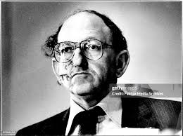 Ray Block of Dominguez Barry Samuel Montage Merchant Banker. July 17,...  News Photo