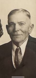 My maternal great grandfather, Joseph Medeiros Cabral came to Westport, MA  1908 from Urzelina, Sao Jorge. His father was Joas Cabral and his mother  was Barbara Bettencourt. Looking for cousins!