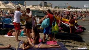 Orar de zbor unic în moldova, astfel de orar nu a mai fost pe piața turistică de la noi, unde turistul practic, câștigă încă o zi de odihnă! De Ce Ai Vrea SÄƒ Te Duci In AglomeraÈ›ia Din Mamaia Nwradu Blog