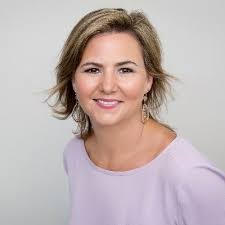 Kristie LaRochelle (@photoartbabe)