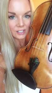 Máiréad Nesbitt – Celtic Life International