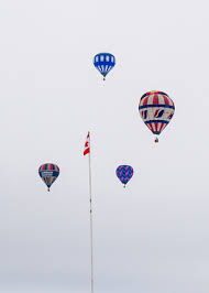 Mom sings a song finger family. Vernon Winter Carnival Hot Air Balloon Fiesta And Glow Vernon Bc Canada Hotairballoon Com