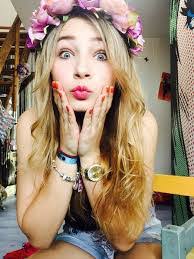 Sarah Essa's Instagram, Twitter & Facebook