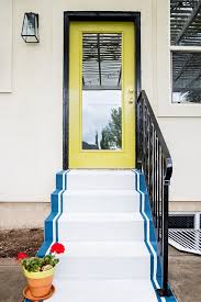 Replace the mason cords and use a plumb bob to find the centers for each post. Lowe S Spring Makeover Patio Reveal Emily A Clark