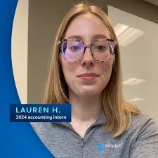 Kara Hardy's Instagram, Twitter & Facebook