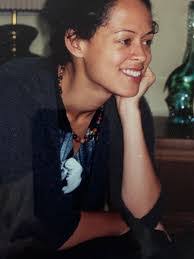 Amy Loren's Instagram, Twitter & Facebook