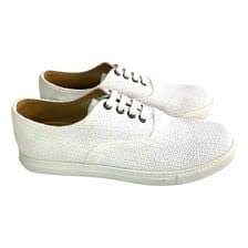 Lasciati ispirare dal nostro assortimento di scarpe bambina marc jacobs che unisce stile, eleganza, e che rispetta l'anatomia del piede per garantire il corretto sviluppo della tua piccola. Marc Jacobs Men Shoes Vestiaire Collective