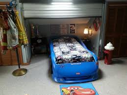 Redo Of A Boys Garage Themed Bedroom Car Themed Bedrooms Bedroom Themes Cars Room