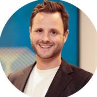 8 "Dominique Egli" profiles