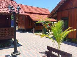 Check spelling or type a new query. Homestay Puteri Qashrina Chalet Tepi Laut Mendamaikan Jelajah Maya