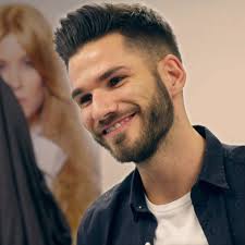 Big Life Fix: Helping Kyle achieve his hairdressing dream