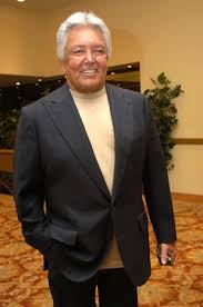 Can i get a witness? Alberto Vazquez Rinde Homenaje A Personal De Salud Con Gente Que Ama Noticias De Queretaro