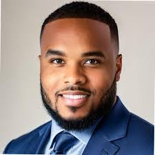 Calvin Harrington's Instagram, Twitter & Facebook