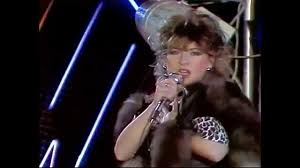 Download and listen online letni wiatr by beata kozidrak. Bajm Badz Czescia Mnie 1990 Youtube