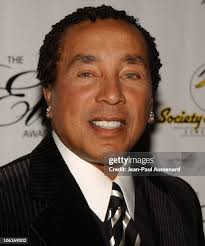 116 Sir John Robinson Photos & High Res Pictures