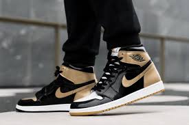 Black And Gold Nike Shoes High Tops Nike Air Jordan 1 Black Gold Top 3 With Images Air Jordans Jordan 1 Black Nike Gold