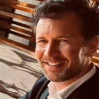 400+ "Öst" profiles