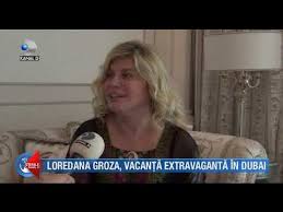 Loredana groza este căsătorită de foarte mulți ani cu andrei boncea, împreună cu care are o fiică, elena. Loredana Groza Aventuri La Dubai Alaturi De Fiica Ei Elena Stirile Kanal D Youtube