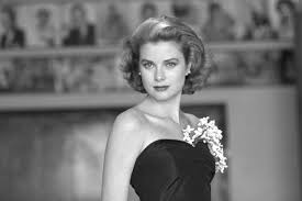 Grace patricia kelly was born on november 12, 1929, in philadelphia, pennsylvania. Grace Kelly Wedding Life And Style From 1950s Fashion Icon To Royal Here Are The Princess Most Iconic Moments London Evening Standard Evening Standard
