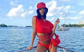 In 2007, taylor signed a record deal with american musician pharrell williams' star trak entertainment imprint, before making her first national appearance on mtv's my super sweet 16. Dlisted Teyana Taylor Clarified Her Retirement From Music Announcement