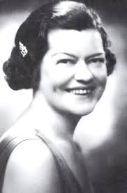 Looking for anyone who knew/knows violet cox.. Born 1933( mothers maiden  name drinkwater) she had two children Ann born 1953 and Stephen born 1955