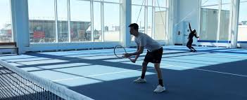 With six tennis courts along with lessons and leagues, a full membership here is $419 (which includes play during prime time hours). 10xto Luxury Sports Complex Toronto Amenities