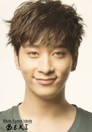 Blue Eyed K Pop Idols 174 Hwang Chansung 2pm Kpop Idol Idol Blue Eyes