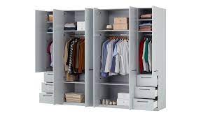 Paris schrank hat einen wirklich geräumigen innenraum, gliedert sich in drei teile mit zwei barren, 6 böden und 3 schubladen. Uno Drehturenschrank 6 Turig Paris Lichtgrau